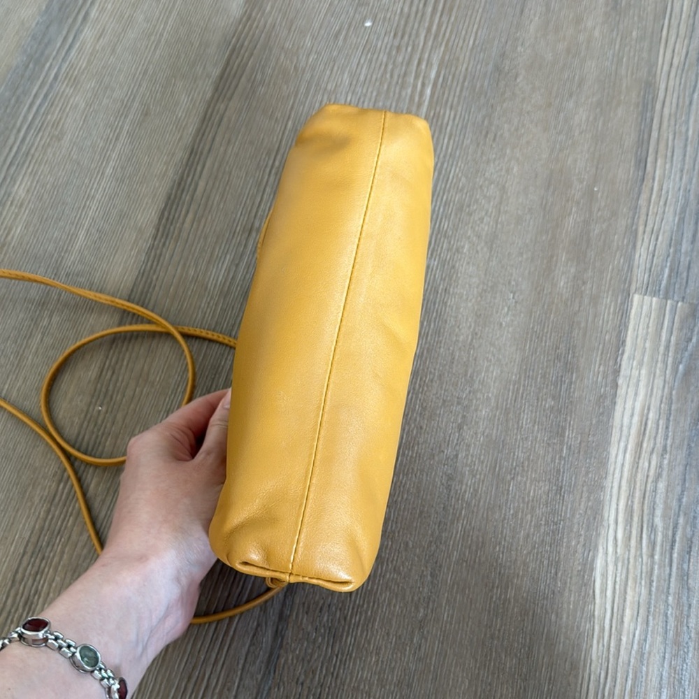 BOTTEGA VENETA Mini Pouch Clutch in yellow - Picture 8 of 12